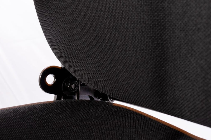 Sedile Activo Plus in tessuto nero con sospensione pneumatica e piastra rotante (7)